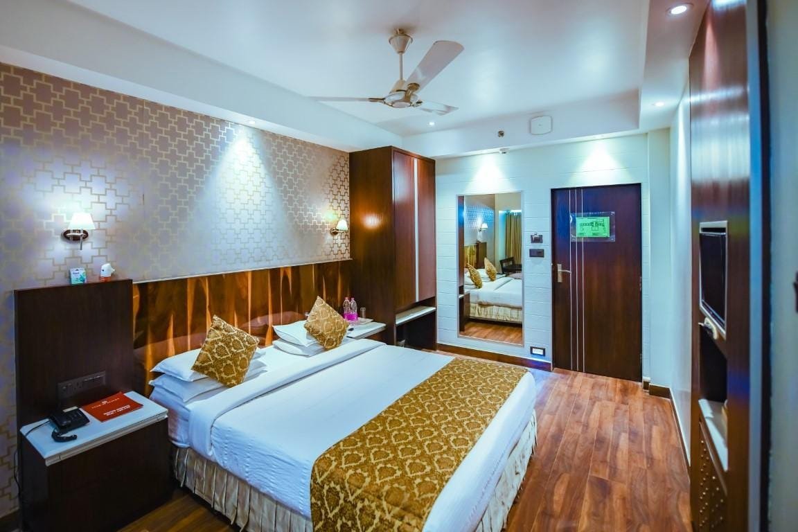 Deluxe Double Bed